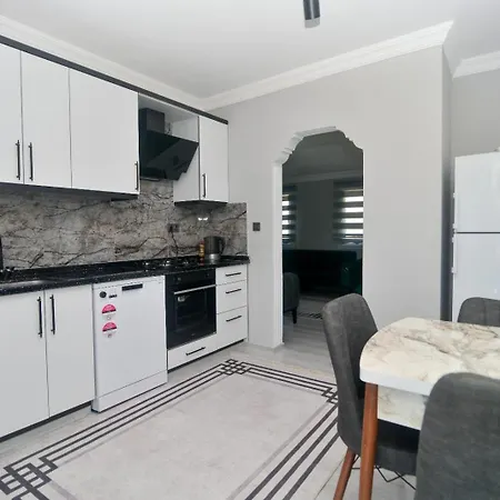Tetra Clover Apartment