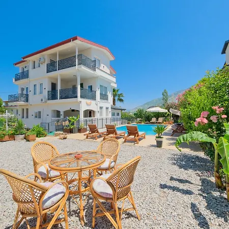 Tetra Clover Appartement Fethiye