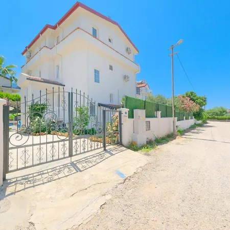 Tetra Clover Appartement *
